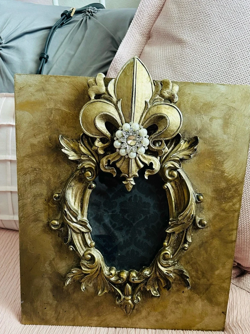 Fleur-de-Lis Ornate Picture Frame